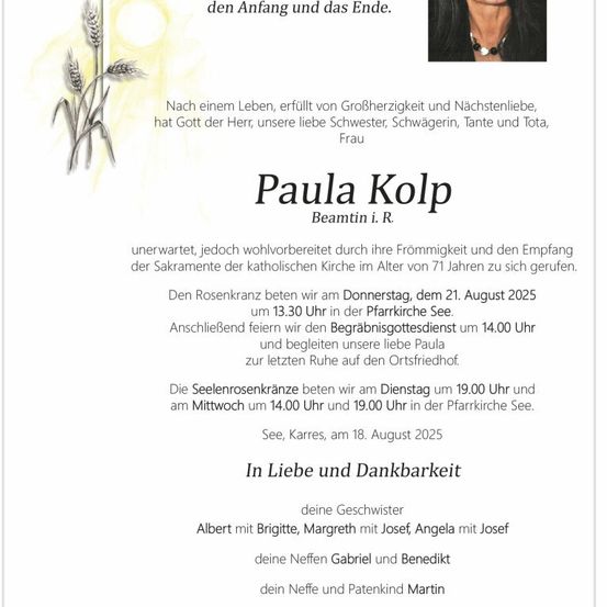 Ein Gedenkzettel für Paula Kolp mit ihrem Foto und Informationen über ihre Beerdigungs- und Begräbnisfeier. Der Zettel enthält eine herzliche Botschaft und die Namen ihrer Familienmitglieder.