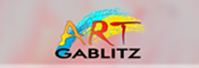 Das Bild zeigt das farbenfrohe und dynamische Logo für 'ART GABLITZ' vor einem lebendigen rosa und lila Farbverlauf. Das Logo besteht aus stilisierten, fließenden Buchstaben mit einer Mischung aus roten, gelben und blauen Farben.