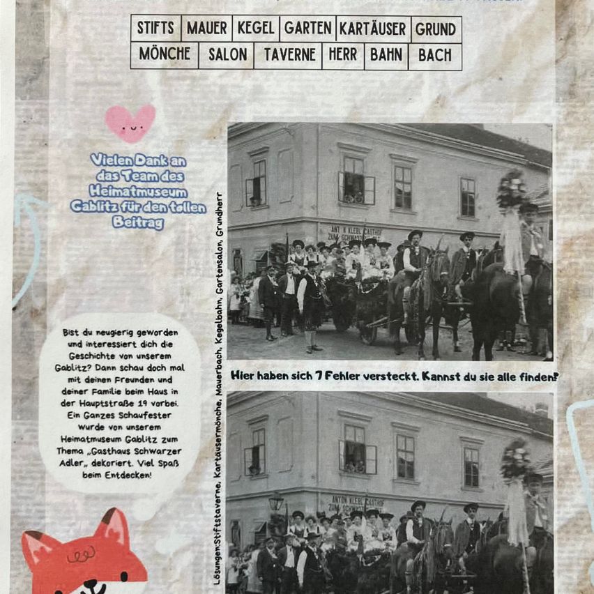 The image features a collage with text in German. It shows a black-and-white photo of people on horses and carriages with a building in the background. A playful text invites viewers to find seven hidden horses. The theme is related to the Gasthaus Schwarzer Adler.