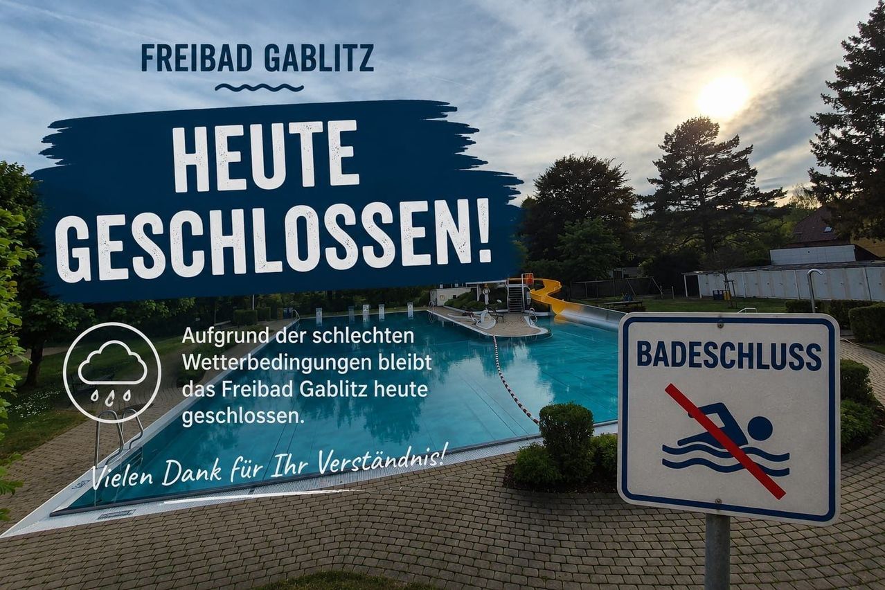 A sign with a blue background reads Heute geschlossen. A pool is closed with a 'No swimming' sign. A water slide is on the side.
