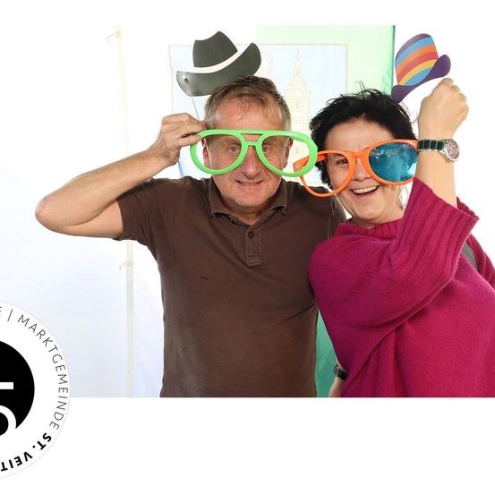 Bild enthält, Accessories, Sunglasses, Goggles, Glasses, Hat, Person, Portrait, Cap, Adult, Man