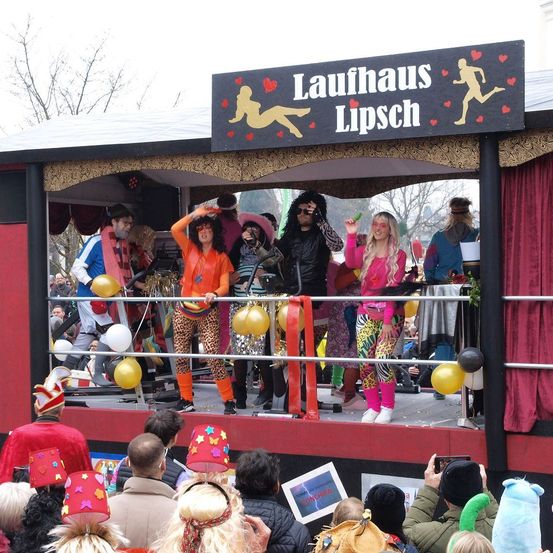 Bild enthält, People, Person, Adult, Female, Woman, Male, Man, Boy, Child, Girl