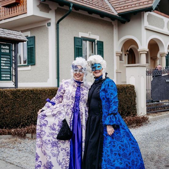 Bild enthält, Lady, Person, Adult, Bride, Female, Wedding, Woman, Face, Head