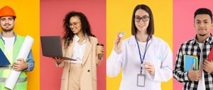 Bild enthält, Coat, Lab Coat, Shirt, Adult, Female, Person, Woman, Male, Man, People