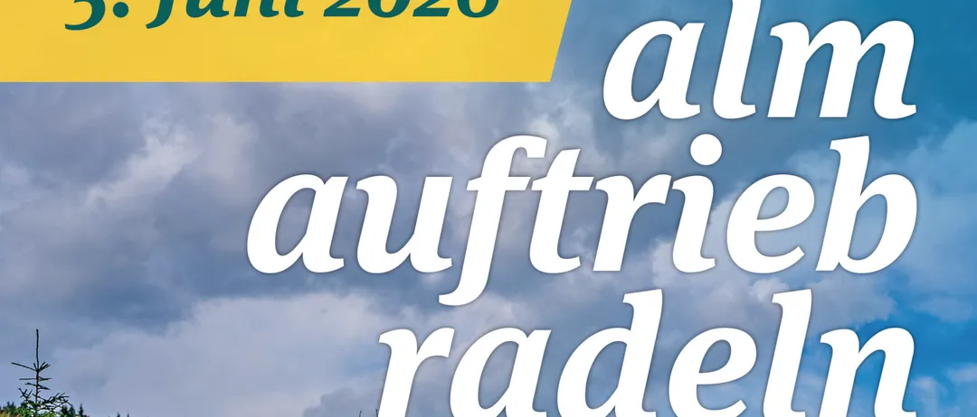 Zwei Radfahrer fahren auf einem Pfad. Die Werbung bietet kostenloses Mountainbiken ohne Ticket. Es steht: 'Kein Wex-Trails-Ticket erforderlich!'. Die Veranstaltung ist auf dem Vorauer Schwaig.