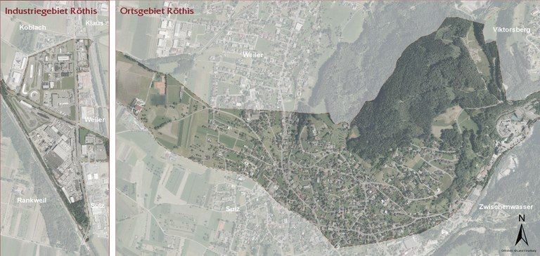 Das Bild zeigt zwei Satellitenkarten von Rothis, eine beschriftet mit 'Industriegebiet Rothis' und die andere mit 'Ortsgebiet Rothis'. Beide Karten zeigen einen Kompass zur Anzeige des Nordens. Die erste Karte hebt ein Industriegebiet hervor, während die zweite Karte das weitere Gebiet mit Grünflächen und Gebäuden zeigt.