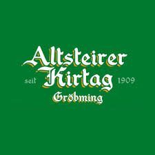 Grüner Hintergrund mit weißem Text, der 'Altsteirer Kirtag seit 1909 Grobming' lautet. Das Wort 'Kirtag' ist in einer größeren Schrift und zentriert. Die Jahre '1909' stehen darunter in kleinerer Schrift. Das Wort 'Grobming' steht unten in der Mitte.