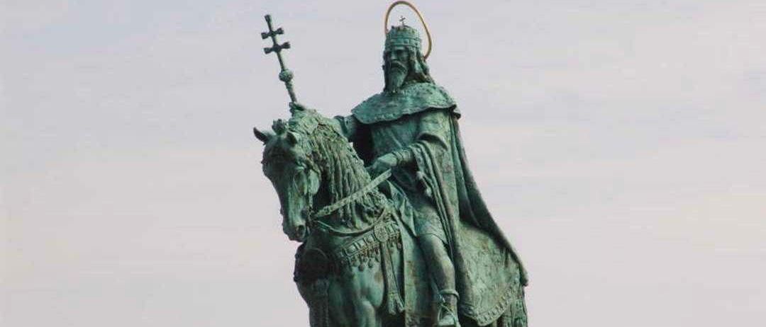 Bild enthält, Art, Person, Animal, Horse, Mammal, Sculpture, Statue, Head