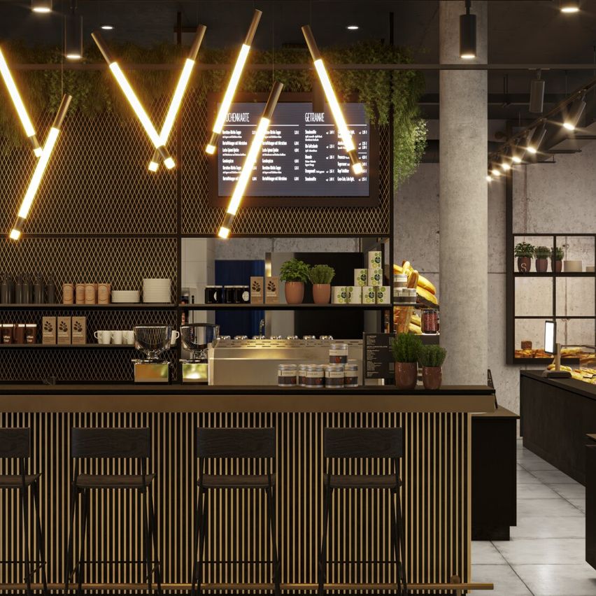 Ein Innenraumdesign eines modernen Cafés mit einer langen Theke, schwarzen Stühlen und verschiedenen ausgestellten Artikeln. Ein digitales Menübrett ist an der Wand montiert, und Pflanzen und Lampen schmücken den Raum.