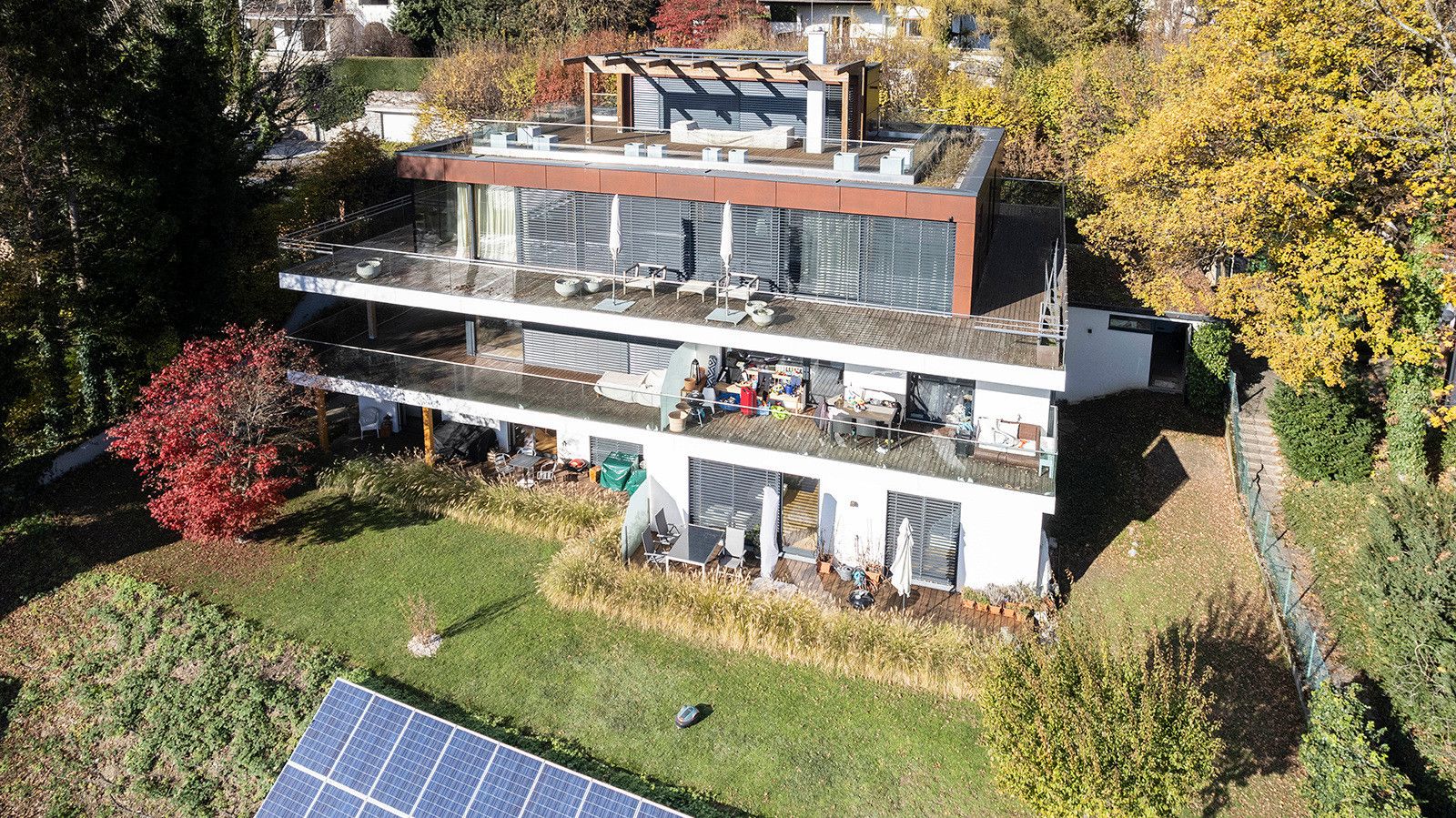Outdoors, Architecture, Building, Solar Panels, Aerial View, Housing, Villa, Bird, Plant, Person