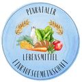 Ein blaues kreisförmiges Logo für Pinkatal zeigt eine Illustration verschiedener Lebensmittel wie Brot, Milch, Salat, Apfel, Käse und Karotten. Das Logo enthält auch den Text 'Pinkatal Lebensmittel Einkaufgemeinschaft'.