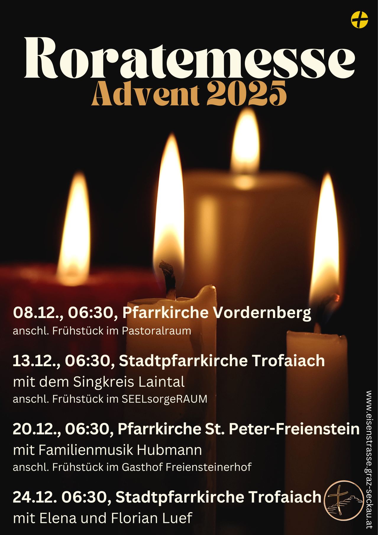 Plakat für Advent 2025 mit drei brennenden Kerzen. Datum und Veranstaltungsort sind unten aufgeführt.