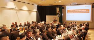 Image contains, People, Person, Audience, Crowd, Indoors, Lecture, Seminar, Adult, Male, Man