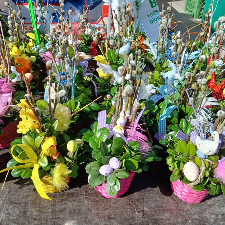 Bild enthält, Flower, Flower Arrangement, Plant, Flower Bouquet, Art, Ikebana, Floral Design, Graphics, Pattern