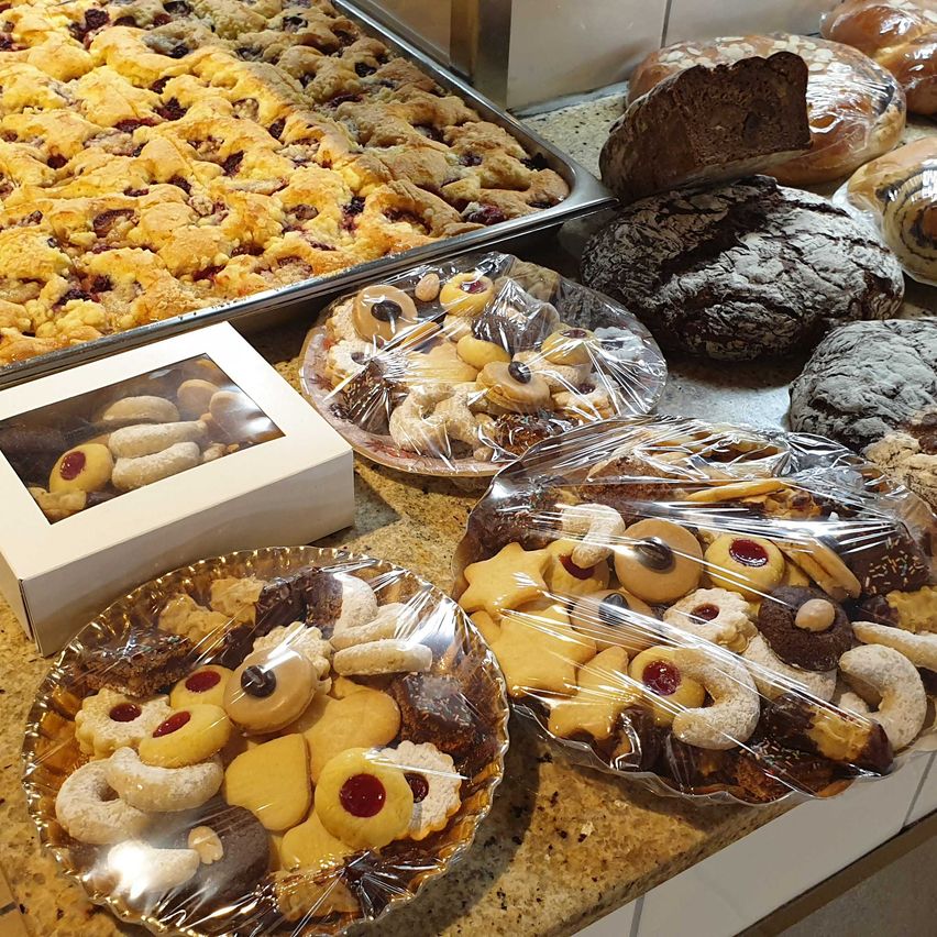 Bild enthält, Shop, Bread, Food, Bakery, Plate