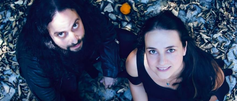 Bild enthält, Photography, Person, Portrait, Book, Publication, Adult, Female, Woman, Advertisement, Coat