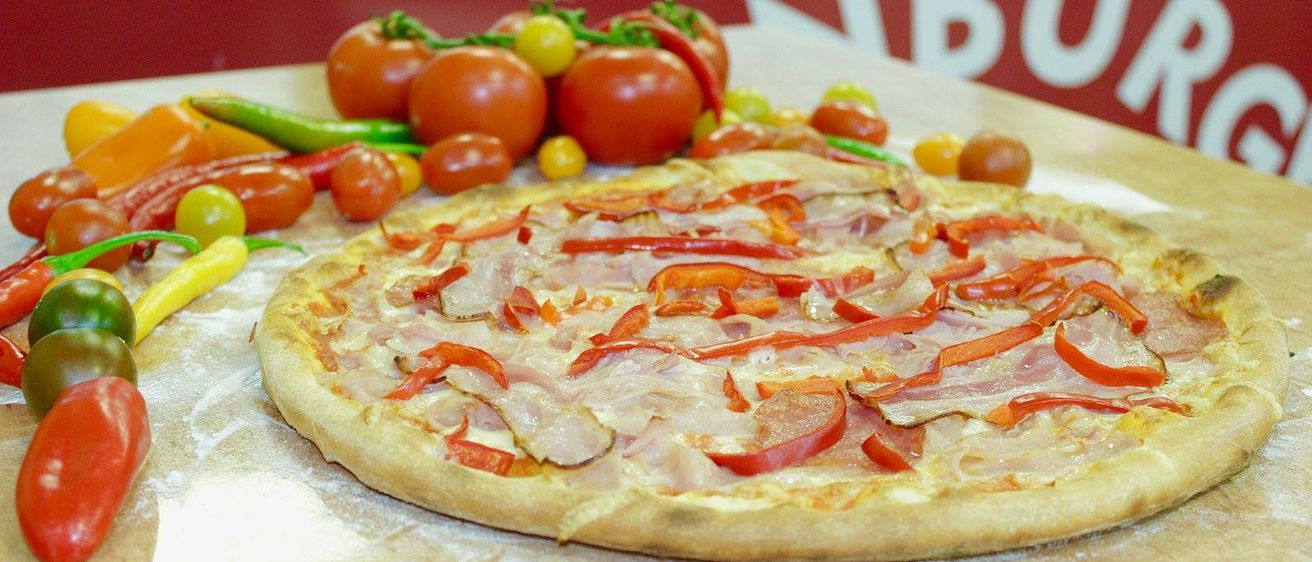 Bild enthält, Food, Pizza, Food Presentation