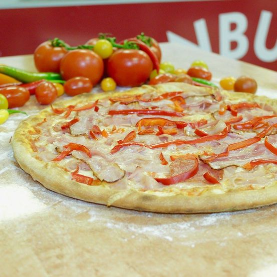 Bild enthält, Food, Pizza, Food Presentation