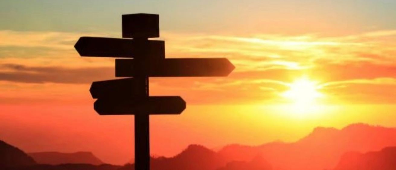 Bild enthält, Nature, Outdoors, Sky, Cross, Symbol