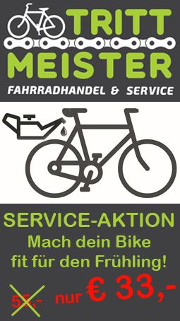 Ein Werbeplakat für Tritt Meister Fahrradservice, das ein Fahrrad, einen Schraubenschlüssel und Text zeigt. Der Text lautet 'Service-Aktion Mach dein Bike fit für den Frühling!' und '5X nur 33,-'. Es bedeutet 'Service-Aktion, mach dein Fahrrad fit für den Frühling!' und '5 Mal nur 33,-'.