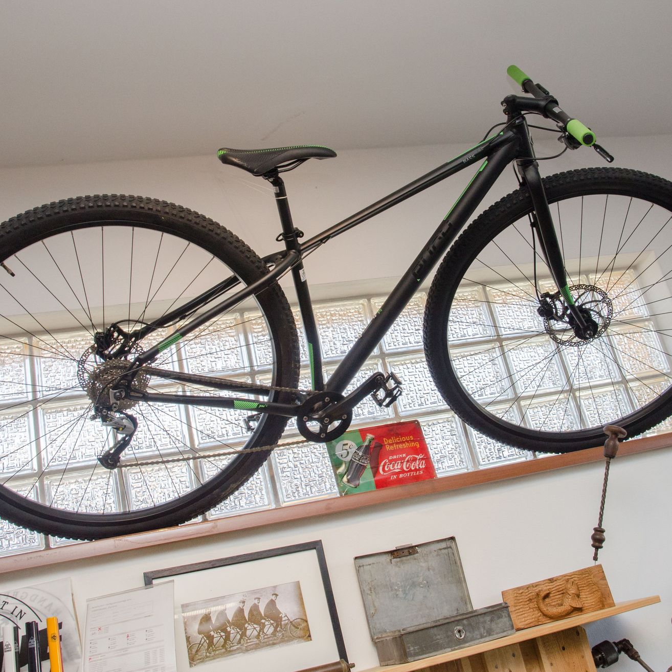 Bild enthält, Bicycle, Transportation, Vehicle, Machine, Wheel, Person, Spoke