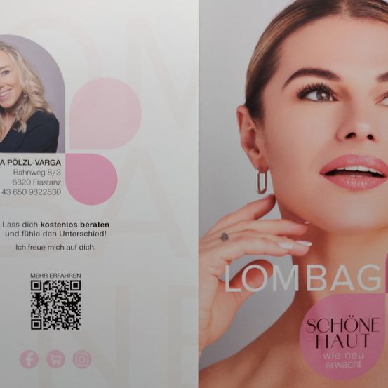 Ein Flyer mit einem Foto einer lächelnden Frau mit blondem Haar. Es enthält ihren Namen, A Polzl-Varga, und Kontaktdaten. Der Flyer bietet kostenlose Beratungen an und erwähnt einen QR-Code für weitere Informationen.