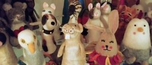 Bild enthält, Plush, Toy, Art, Handicraft, Outdoors, Animal, Bird, Nature, Dog, Snow