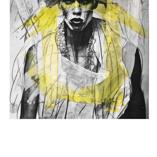 Ein modernes abstraktes Gemälde mit dem Gesicht einer Frau in Schwarz und Gelb. Das Gesicht wird durch einen gelben Kreis hervorgehoben und mit abstrakten Strichen und Mustern überlagert.