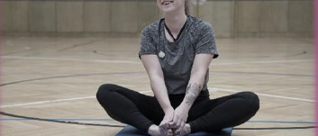 Bild enthält, Person, Sitting, Fitness, Sport, Working Out, Yoga