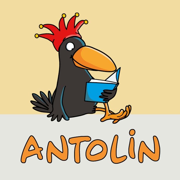 Eine Illustration eines schwarzen Vogels mit Krone, der ein Buch liest. Der Vogel heißt Antolín.