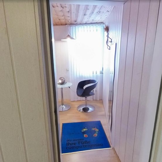 Bild enthält, Indoors, Interior Design, Door, Home Decor