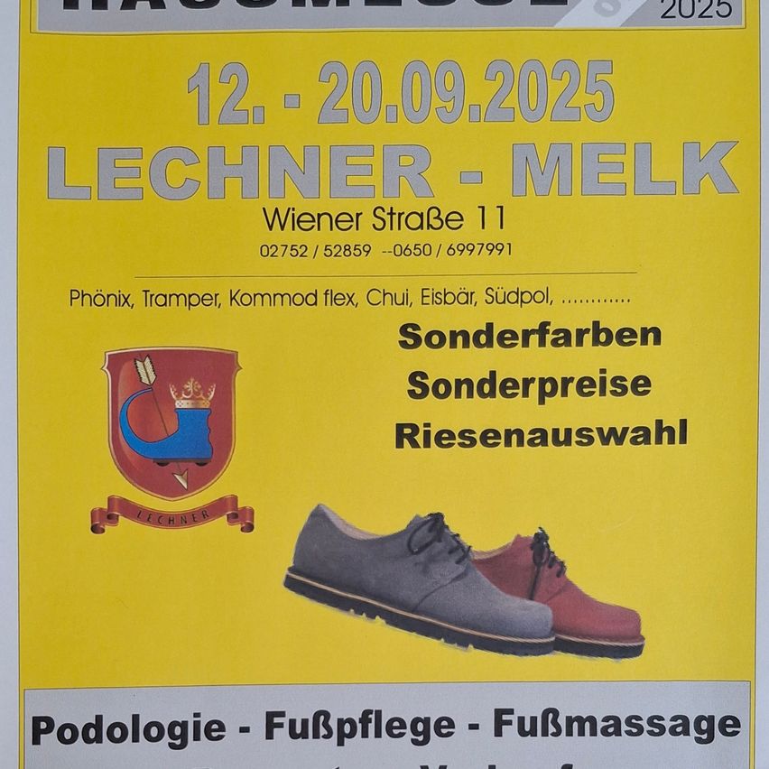 Werbeplakat für Schuhgeschäft Lechner Melk. Veranstaltungsdaten vom 12. bis 20. September 2025. Adresse und Telefonnummern angegeben. Schuhe auf gelbem Hintergrund gezeigt.