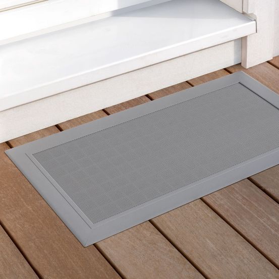 elegantes und rubustes Design - perfekt für Lichschächte auf der Terrasse