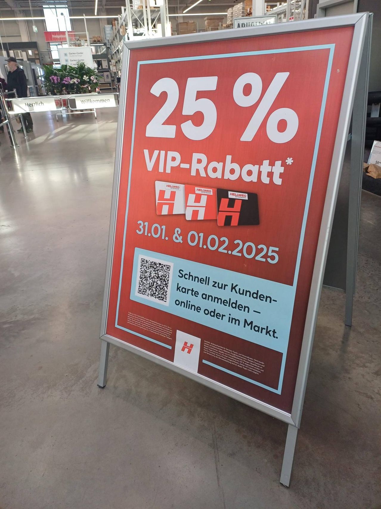 Bild enthält, Advertisement, Poster, QR Code, Person, Symbol, Text