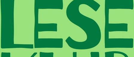 A poster with green letters that read 'LESE KLU' and 'Bücherfans Kommt Vorbei' on a green background.