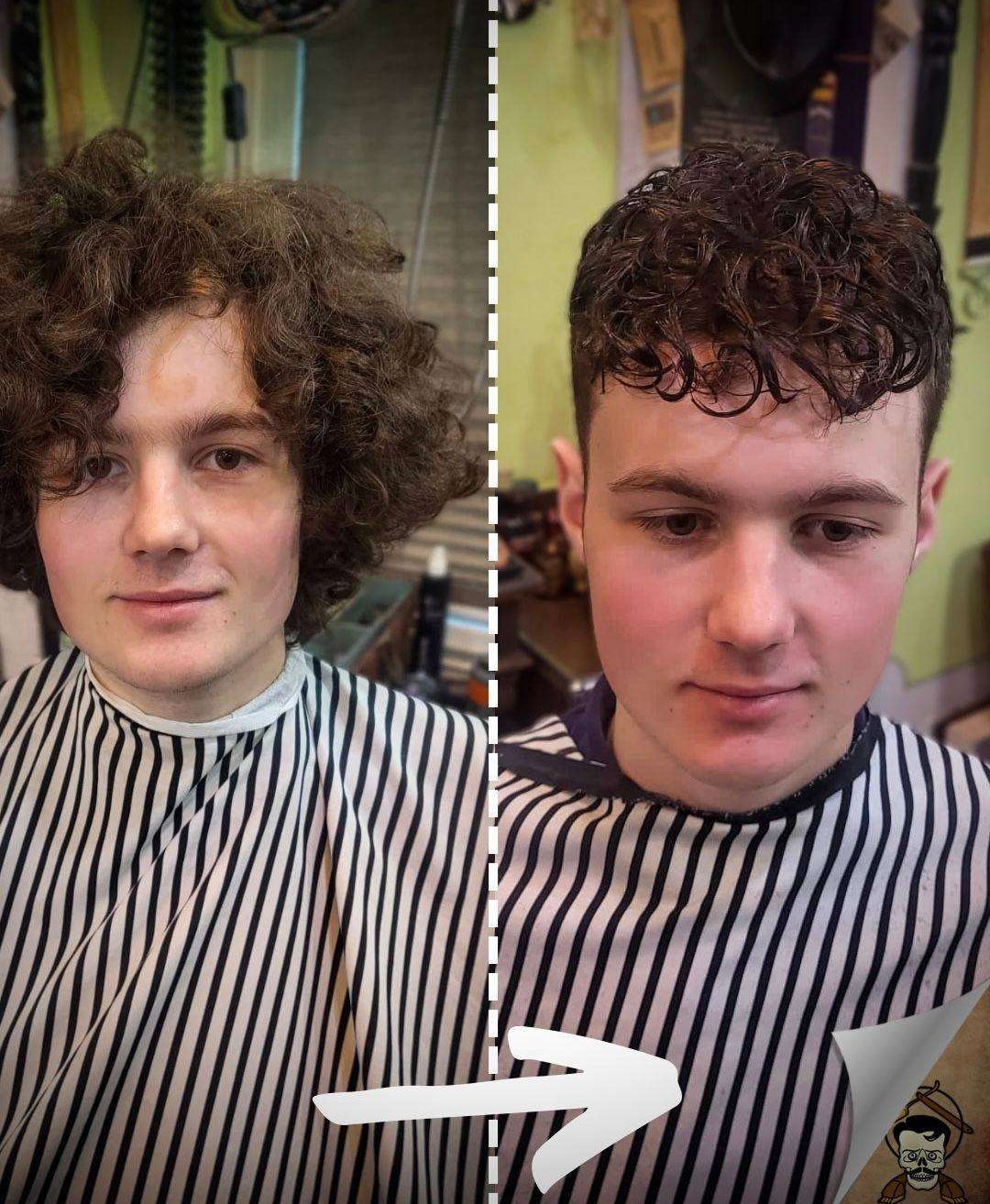 Ein junger Mann vor und nach einer Haarschnitt. Das Vorher-Bild zeigt eine lockige Frisur und das Nachher-Bild zeigt einen kurzen, gepflegten Haarschnitt.