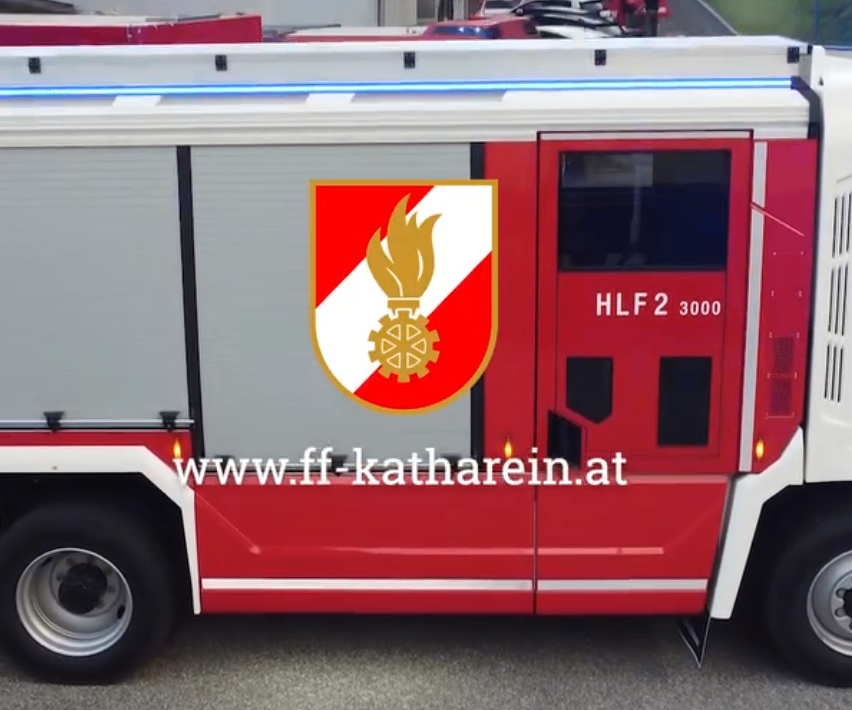 Bild enthält, Transportation, Vehicle, Truck, Fire Truck, Machine, Wheel, Moving Van, Van, Fire Station, Person