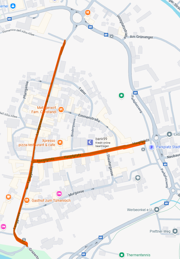 Map showing Hauptplatz street with nearby attractions such as Xpresso pizza-restaurant, Metzgerwirt Fam. Christandl, and bank99. It also includes a parking lot and the Werbeonkel e.U. location.