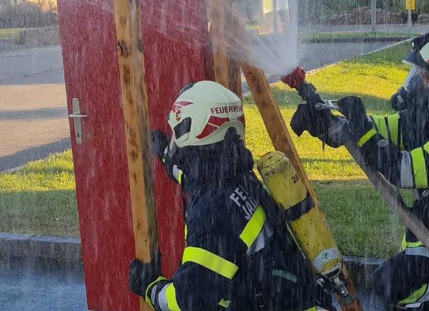 375795241_308686475039204_3397769715538385203_n