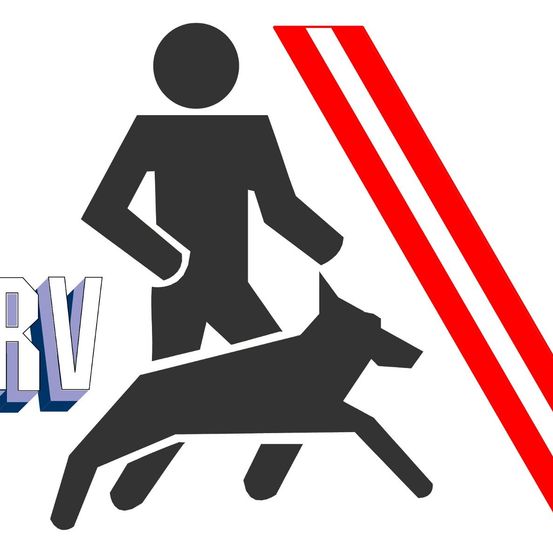 Das Bild zeigt eine Person, die einen Hund spazieren führt, wobei die Leine des Hundes befestigt ist. Die Silhouette der Person ist grau und der Hund schwarz. Das Wort RV ist auf der linken Seite.