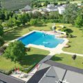 Bild enthält, Pool, Water, Swimming Pool, Outdoors, Aerial View, Building, Nature, Person