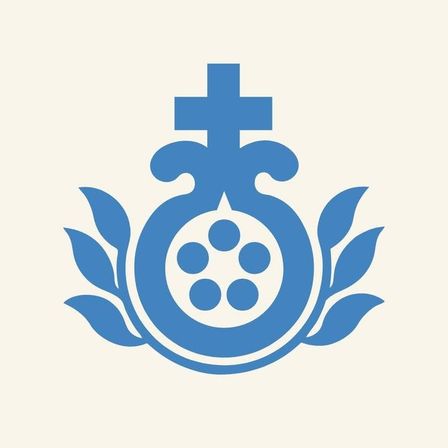 Ein blaues Emblem mit einem Kreuz in einem kreisförmigen Design, umgeben von sechs kleinen Kreisen und flankiert von Blättern.