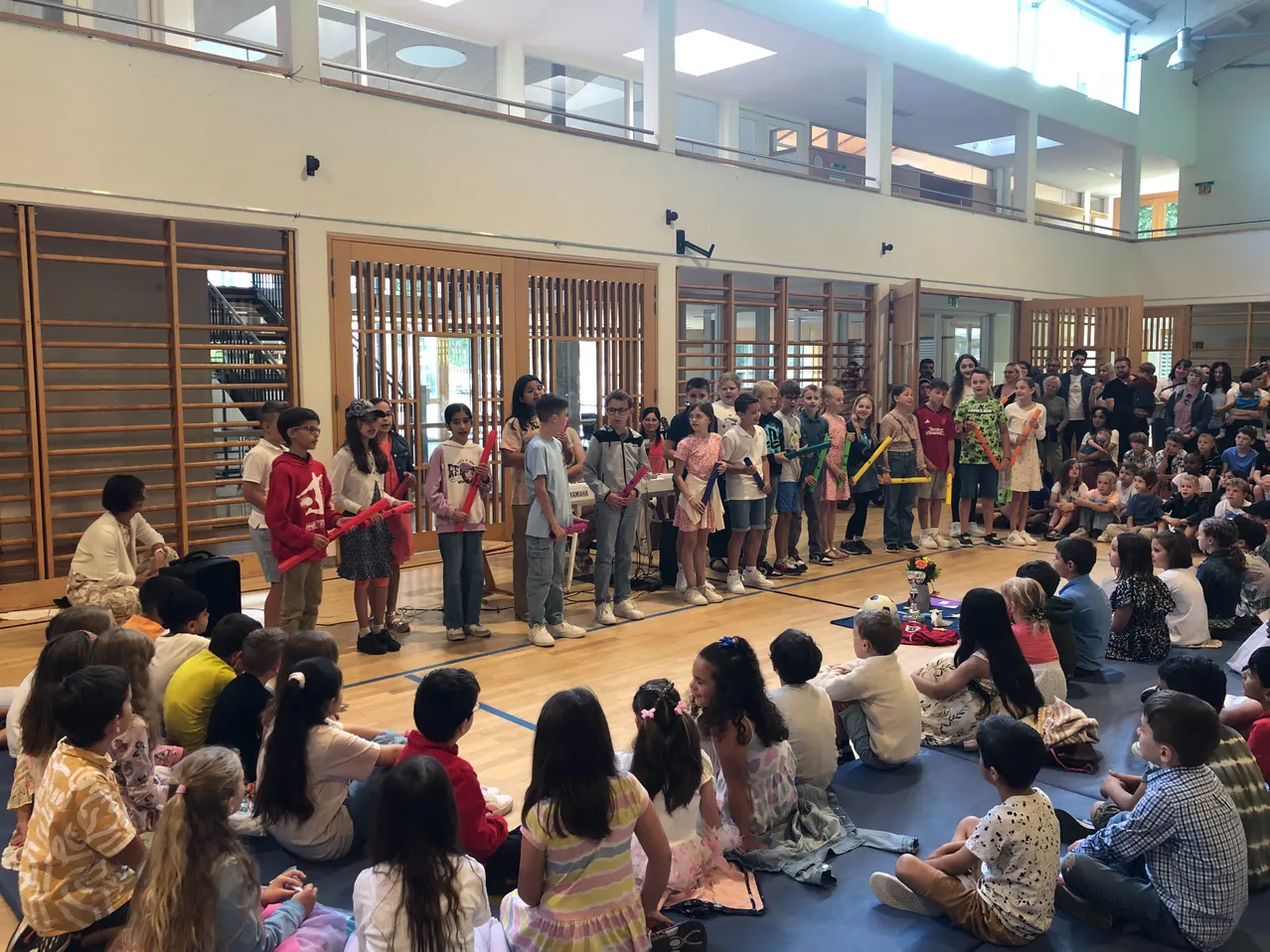 People, Person, Child, Female, Girl, Boy, Male, Crowd, School, Classroom