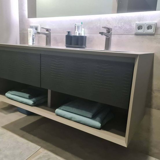 Bild enthält, Sink, Double Sink