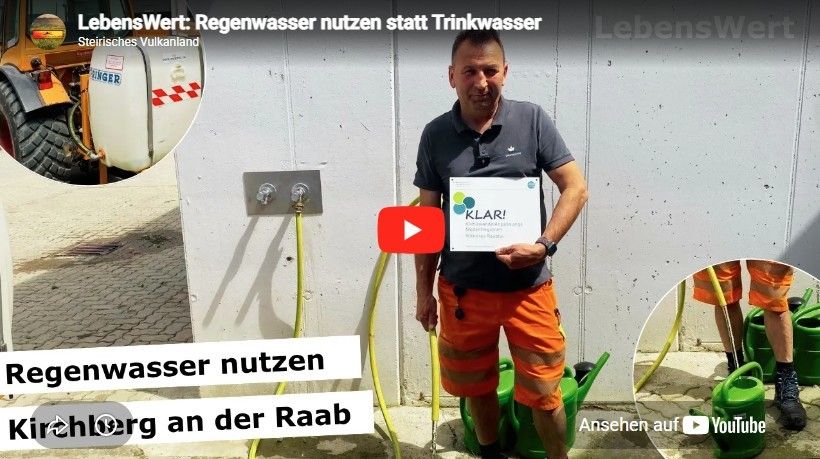 A man holding a certificate stands beside a water tank with a hose, promoting rainwater usage. The text reads 'LebensWert: Regenwasser nutzen statt Trinkwasser'. A watermark says 'Ansehen auf YouTube'.