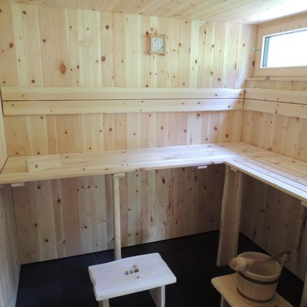 Bild enthält, Indoors, Interior Design, Architecture, Building, Wood Panels