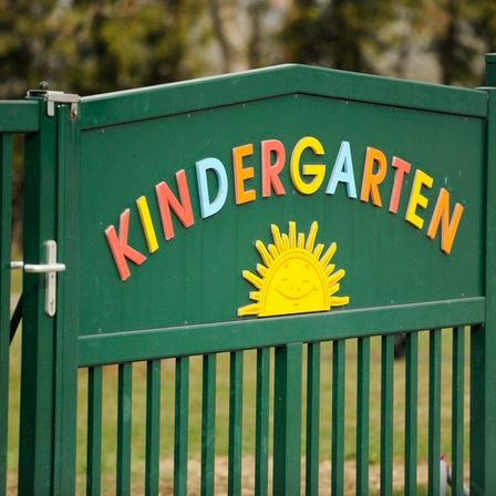 Bild enthält, Animal, Zoo, Outdoors, Gate