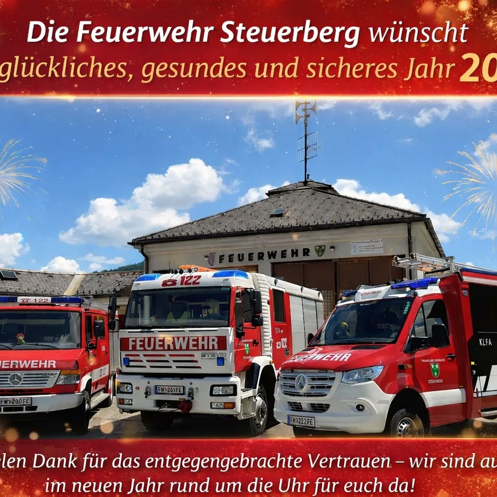 Ein Poster zeigt drei Feuerwehrfahrzeuge vor einer Feuerwache mit Feuerwerk am Himmel. Es steht: 'Die Feuerwehr Steurberg wünscht Ihnen ein glückliches, gesundes und sicheres Jahr 2023.'