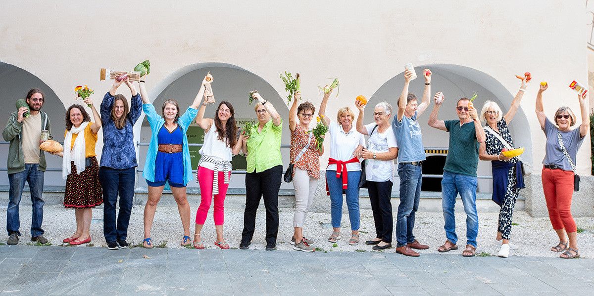 Pants, Groupshot, Person, Female, Girl, Teen, Child, Handbag, People, Celebrating