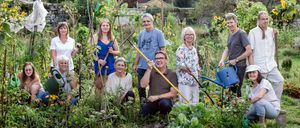 Bild enthält, Garden, Nature, Outdoors, Gardening, Gardener, Person, Adult, Female, Woman, Man